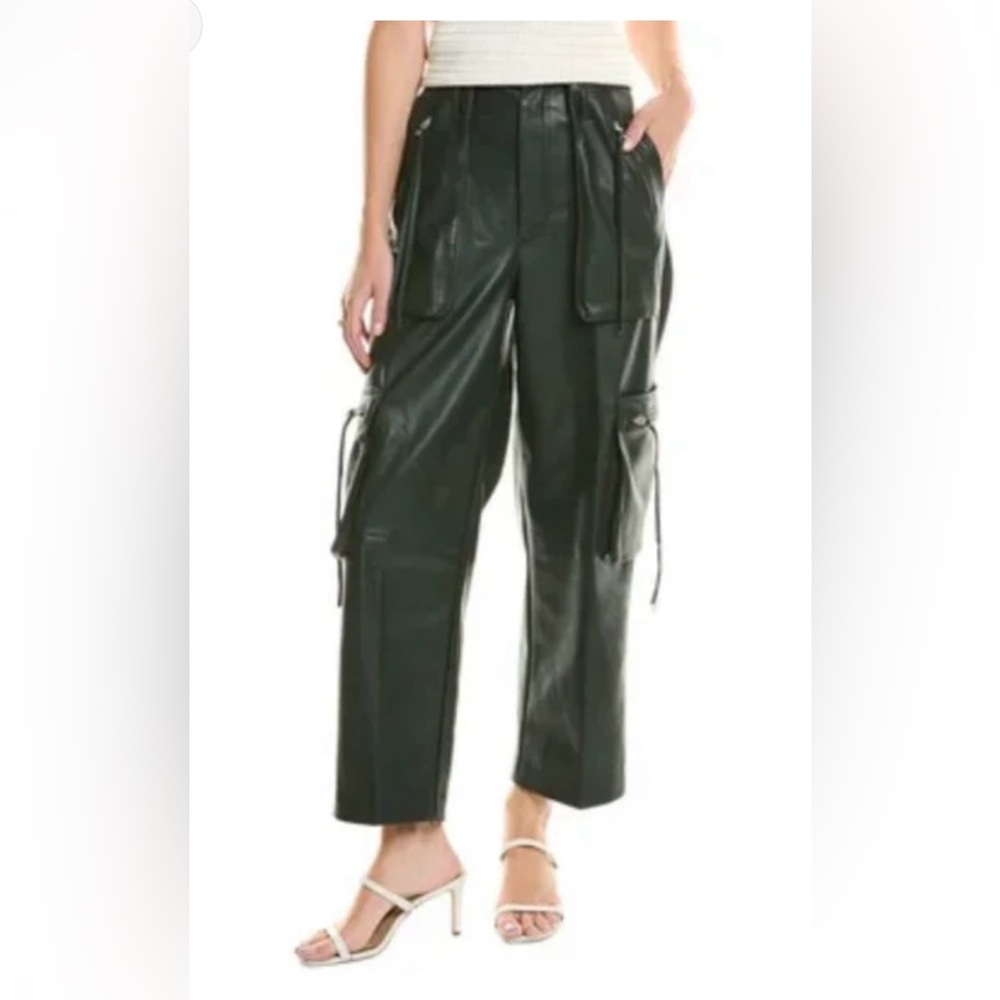 BLANKNYC Straight Leg Zipper Cargo Pants
Vegan leather Green NWT 27